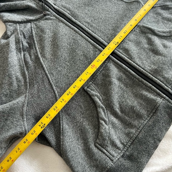 Lululemon $148 XXL cropped zip scuba hoodie dark heather gray - Picture 5 of 7